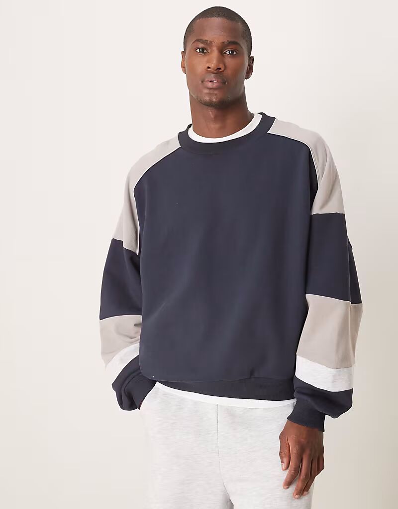 

Толстовка ASOS DESIGN свободного кроя с цветными вставками серого цвета
