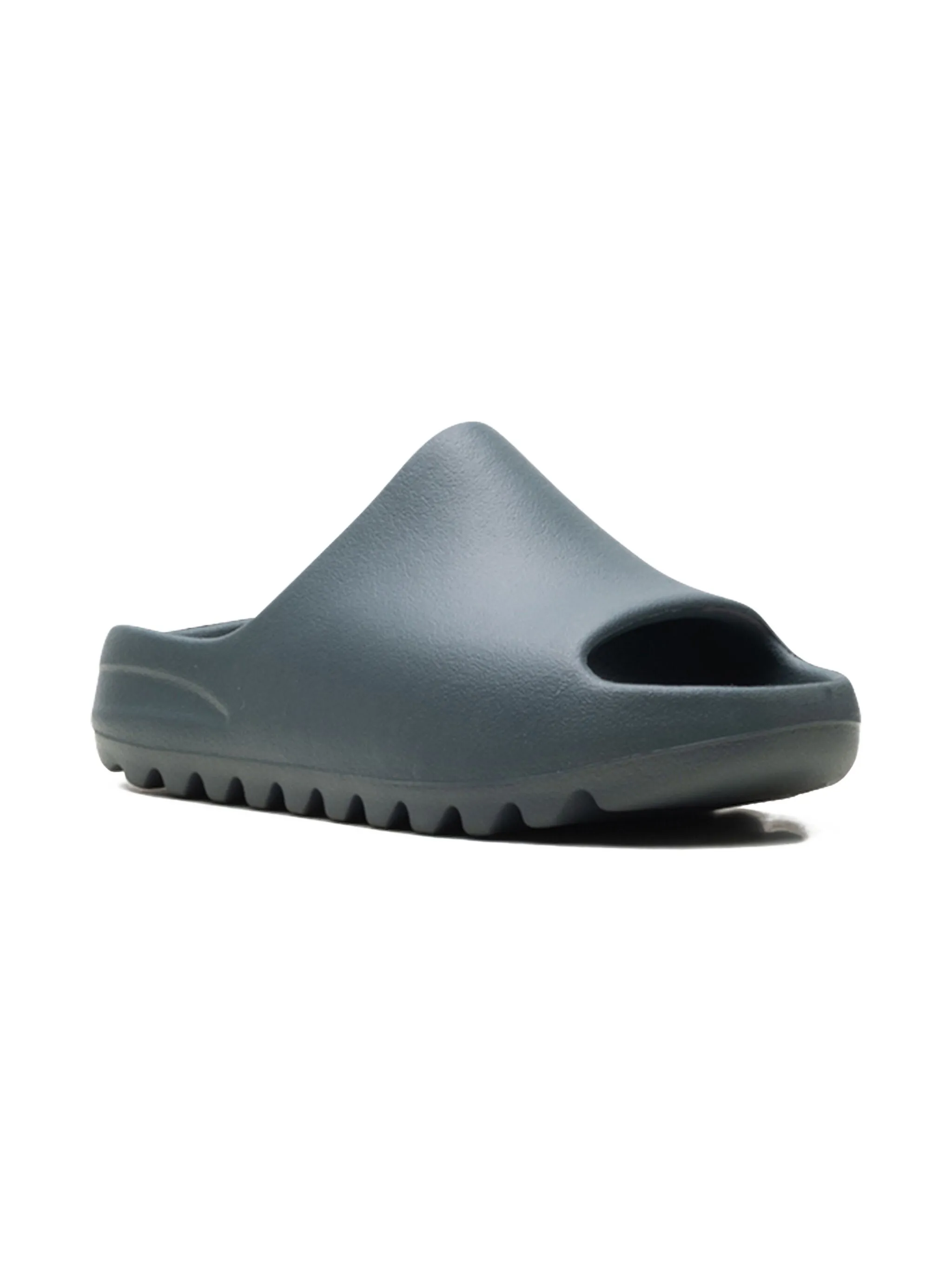 

Шлепанцы Yeezy GS Slate Marine Adidas Yeezy Kids, серый