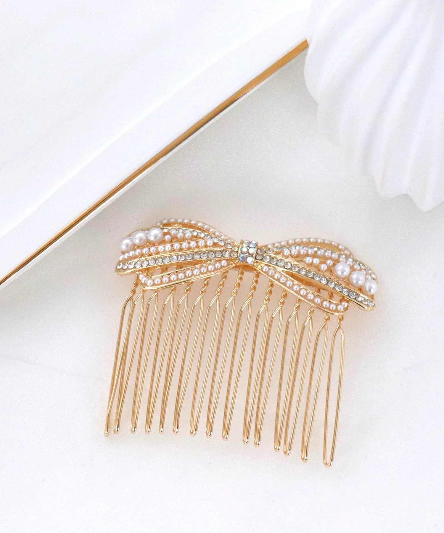 Pearl x Bijou Ribbon Comb Three Four Time, gold