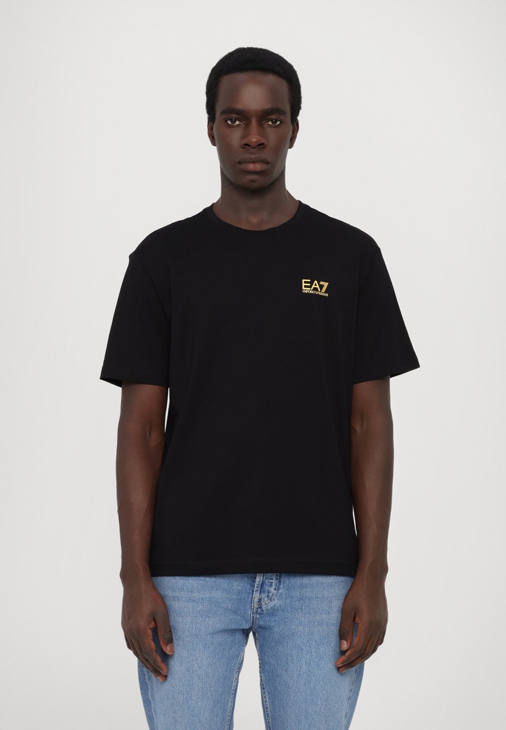 

Футболка с принтом EA7 Emporio Armani, черный