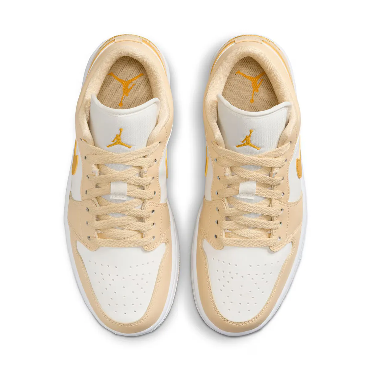 Женские баскетбольные кроссовки Air Jordan 1 Low Jordan, белый/бежевый — фото 3