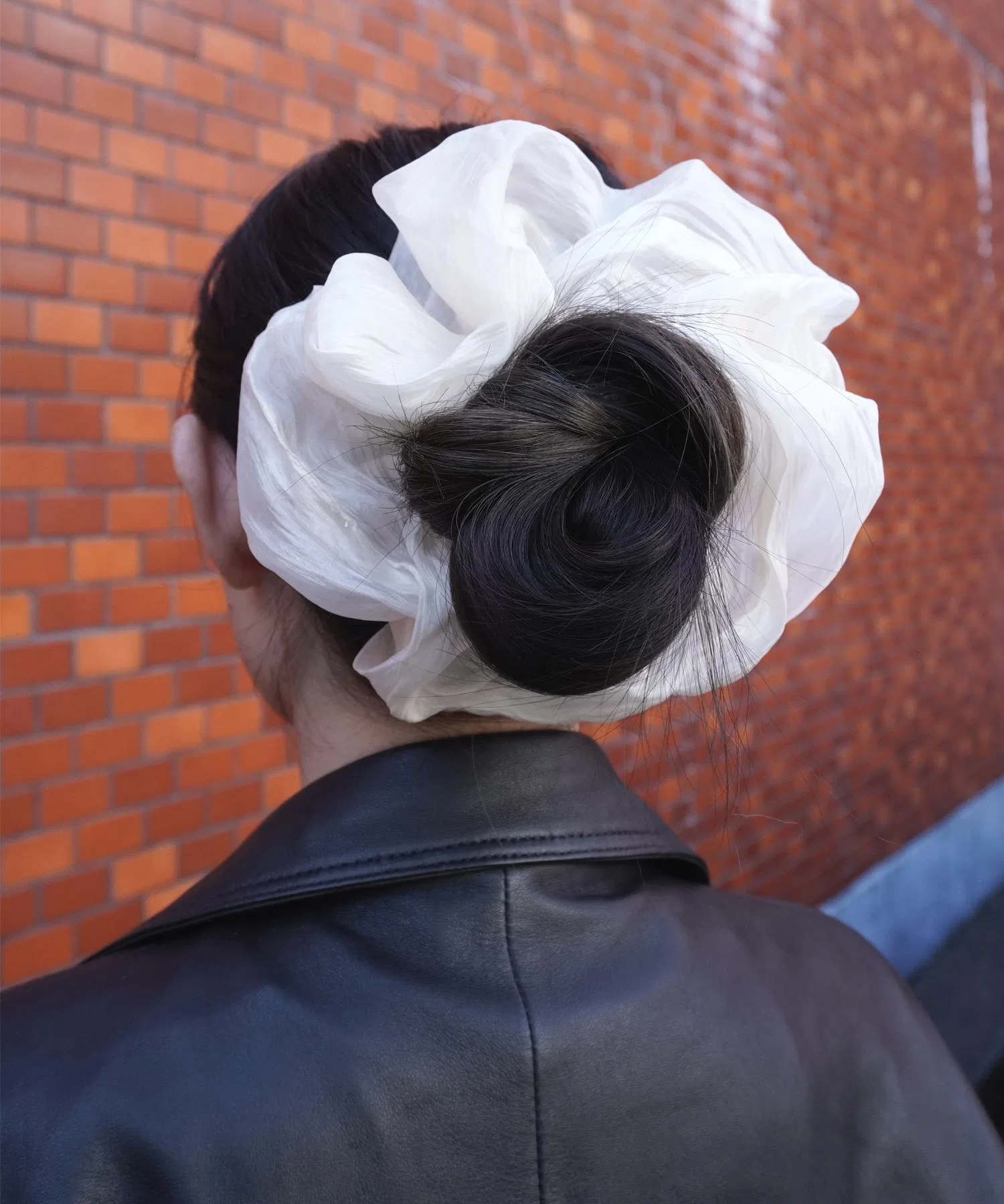 Шифоновый шарф-резинка для волос Big Scrunchie misto accessories фиолетовый — фото 4