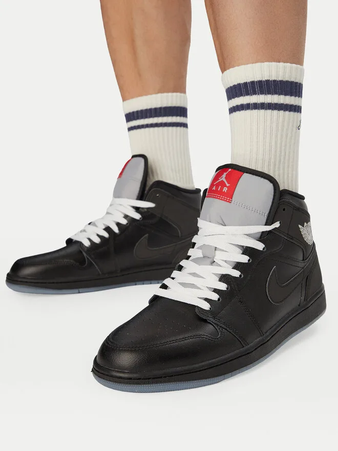 Nike Кроссовки Air Jordan 1 Mid SE HV5177 010, черный — фото 2