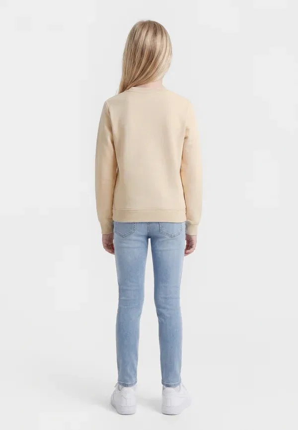Толстовка Calvin Klein Jeans Mini Badge Sweatshirt, цвет овсяный — фото 2
