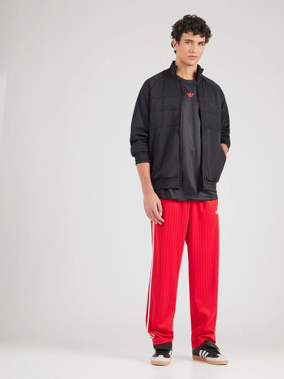 Футболка Adidas Originals Adicolor черного цвета — фото 4