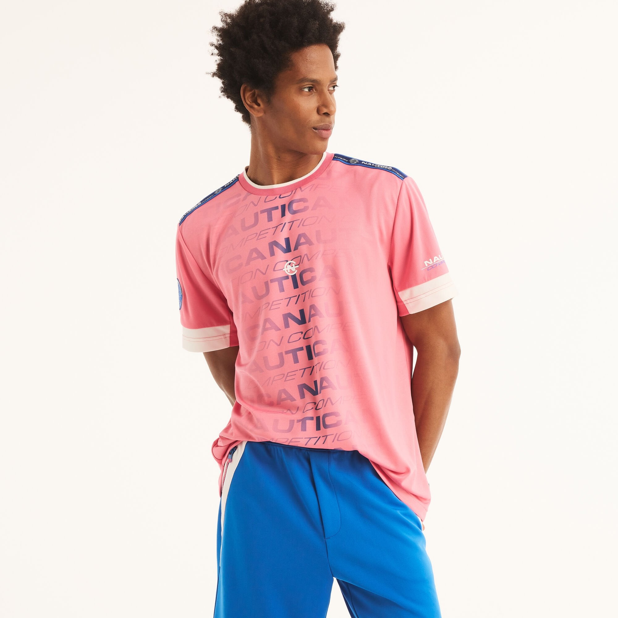 

Футболка Nautica Mens Competition Sustainably Crafted Crewneck, розовый