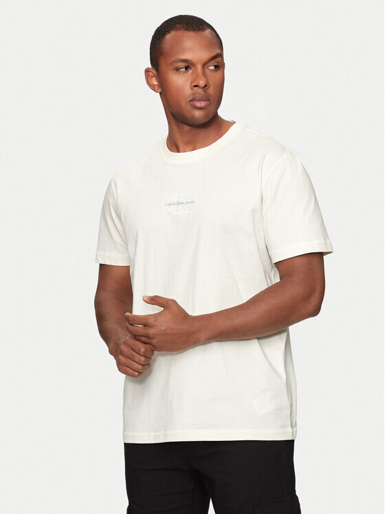

Футболка стандартного кроя Calvin Klein, экрю