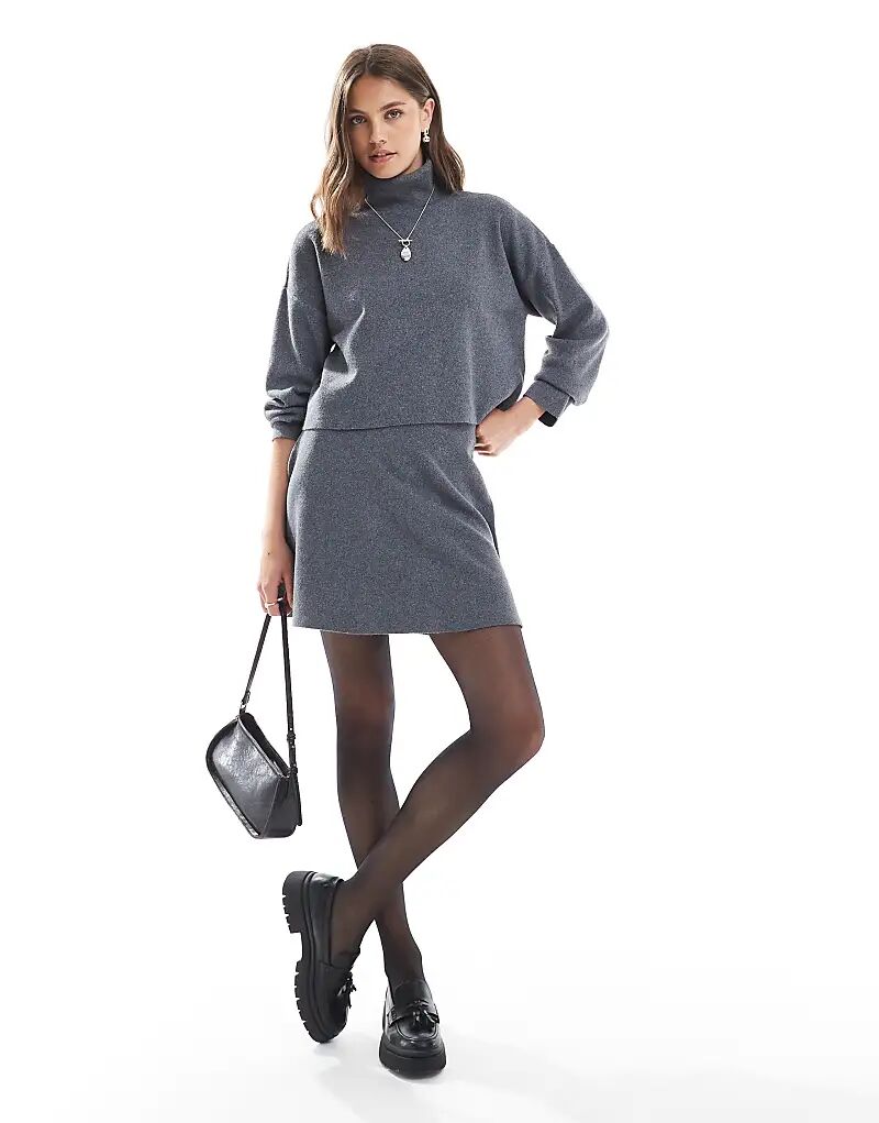 

Мини-юбка ONLY с отделкой швом, серого цвета