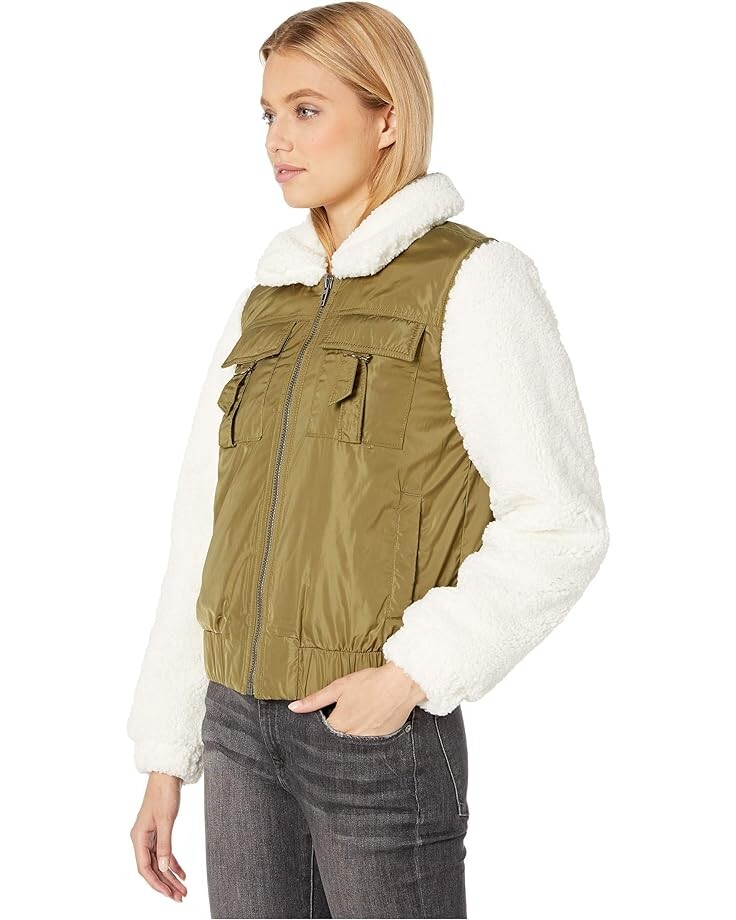 

Куртка Blank NYC Nylon and Faux Sherpa Bomber Jacket, цвет Take It Easy