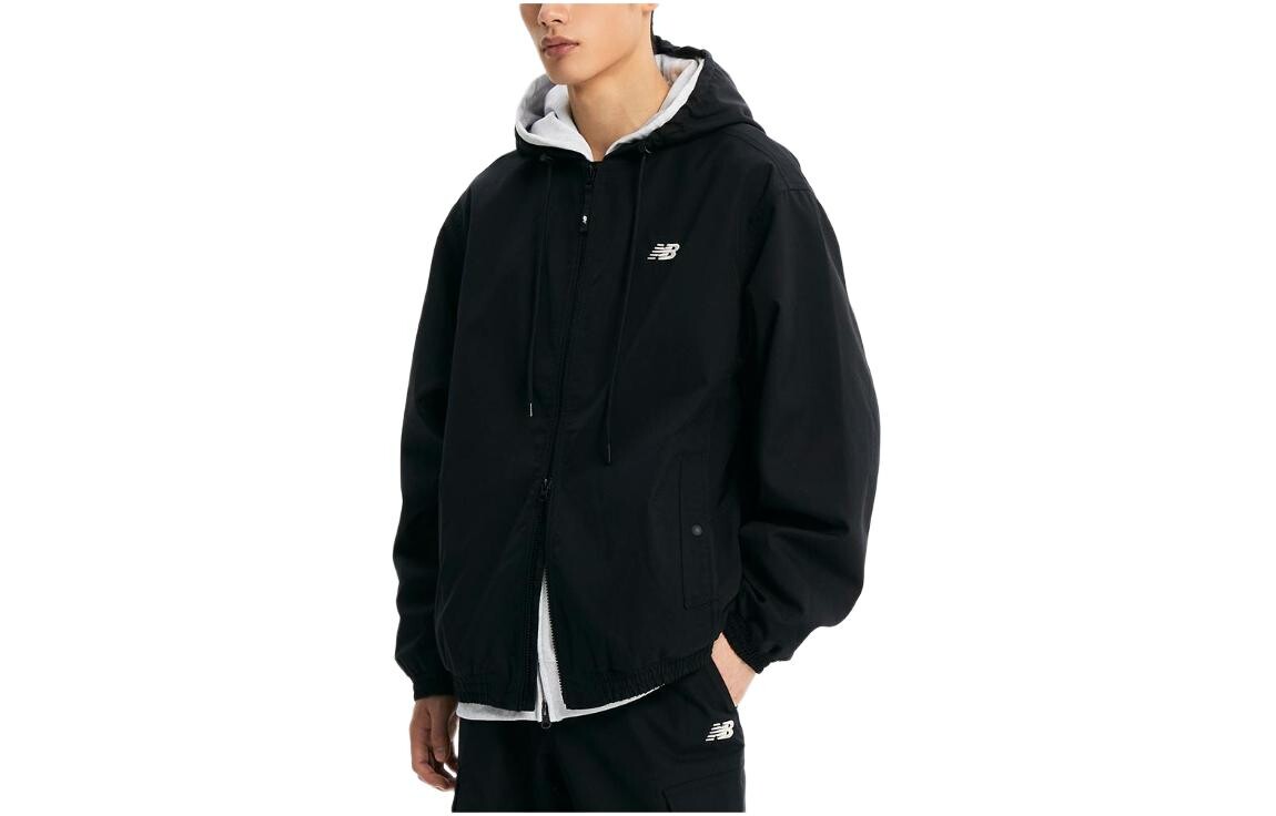 

Куртка мужская черная New Balance, черный