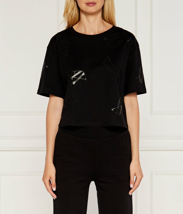 

Футболки Cropped fit Armani Exchange, черный