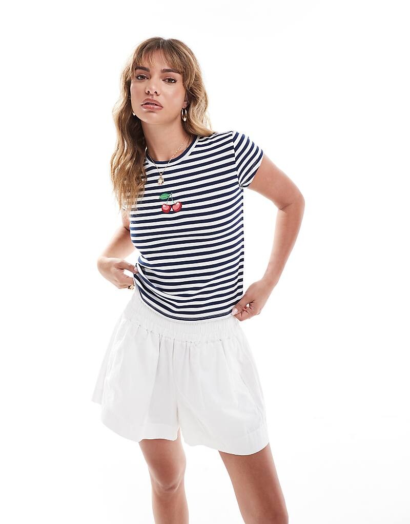 

Miss Selfridge — Полосатая футболка с вишнёвым принтом