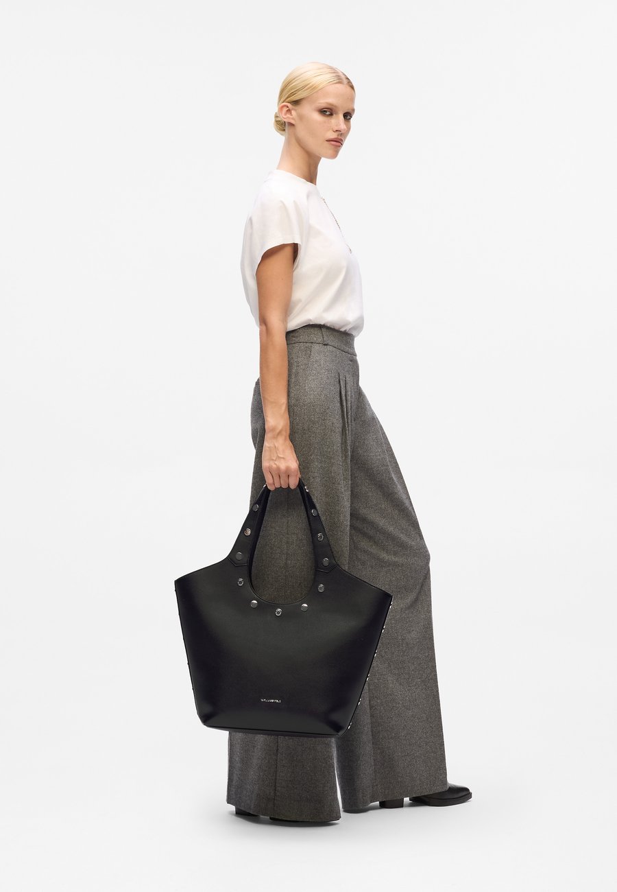 

Сумка KARL LAGERFELD ROCKY MARAIS TOTE, Black