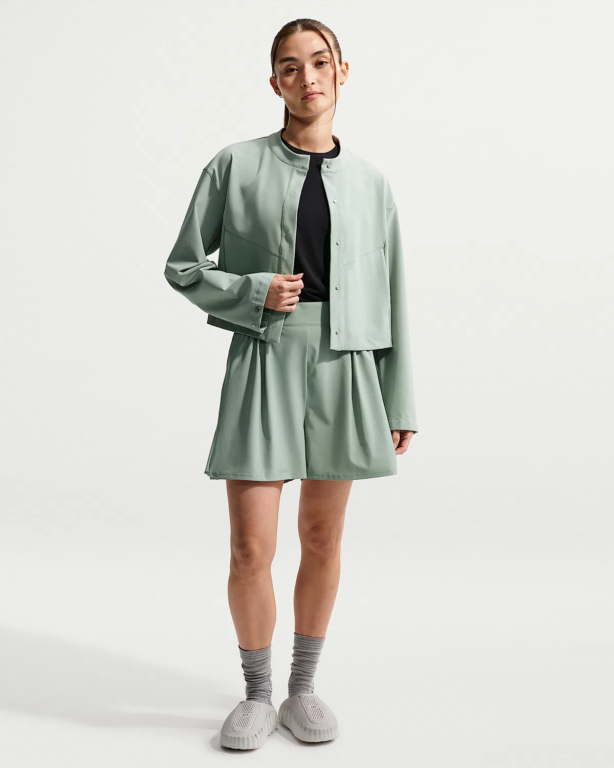 Женская куртка Nike 24.7 PerfectStretch Dri-FIT свободного кроя, Steam/Steam/Dutch Green — фото 4