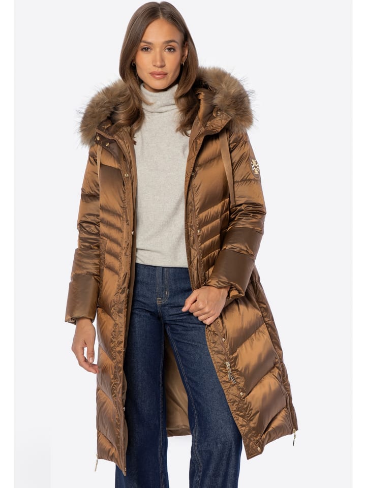 

Женское пуховое пальто золотого цвета Wittchen