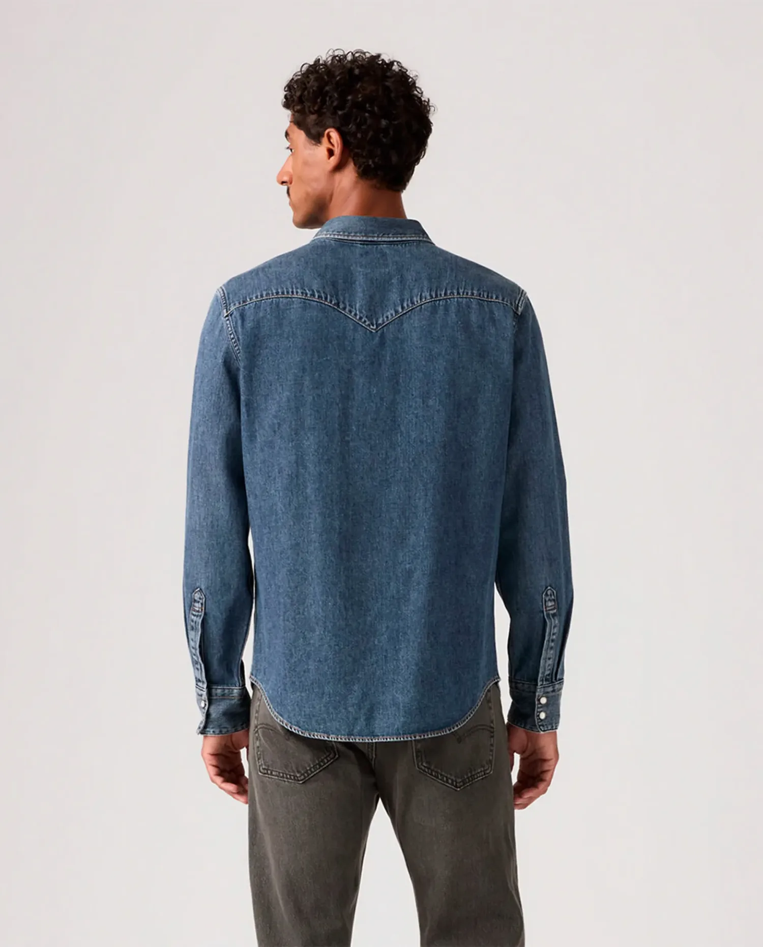 Рубашка мужская джинсовая с длинными рукавами Levi's, синий — фото 2