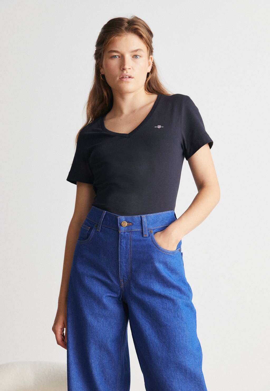 

Базовая футболка REG SHIELD GANT, цвет black