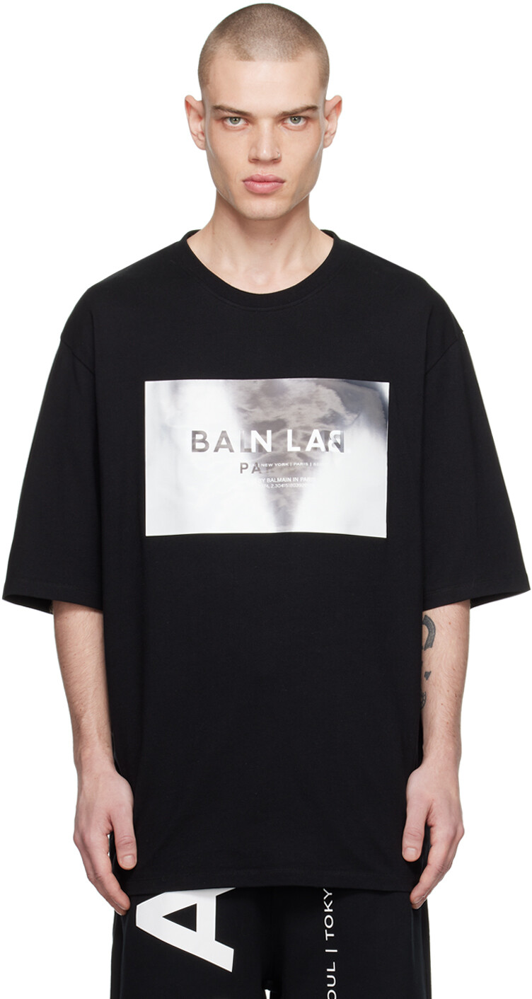 

Черная футболка с голограммой Balmain