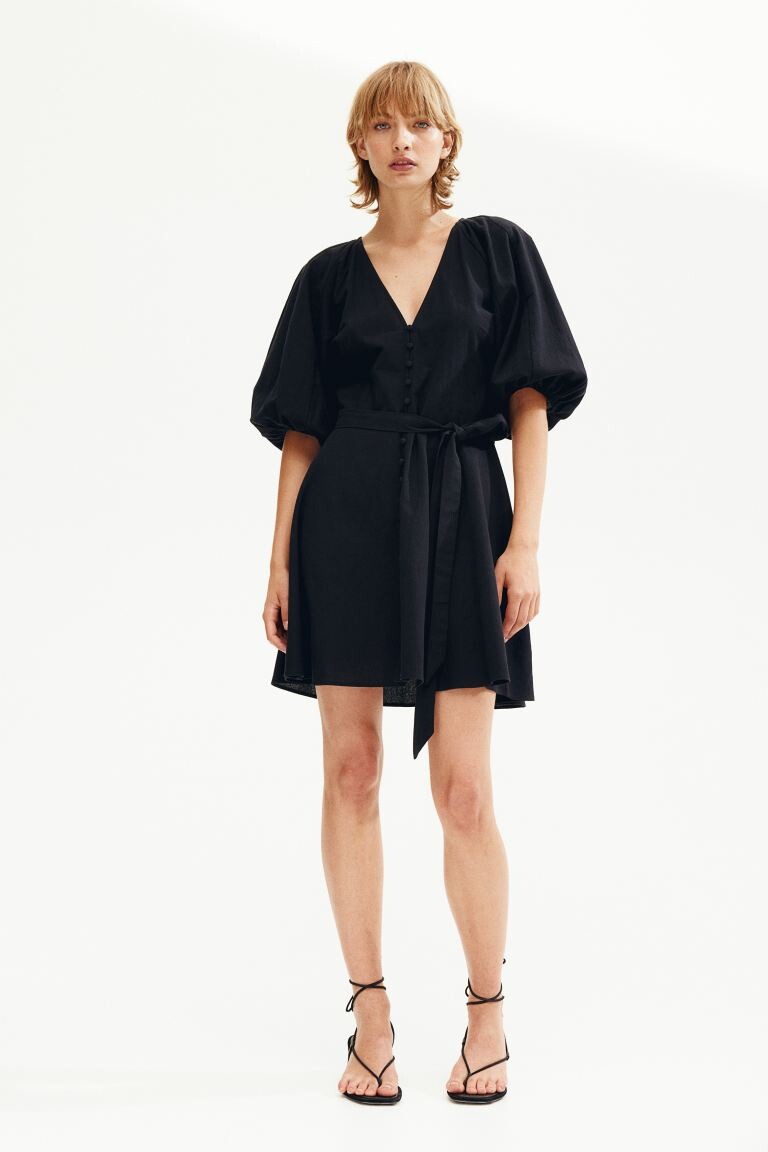 

Хлопковое платье с поясом H&M, черный