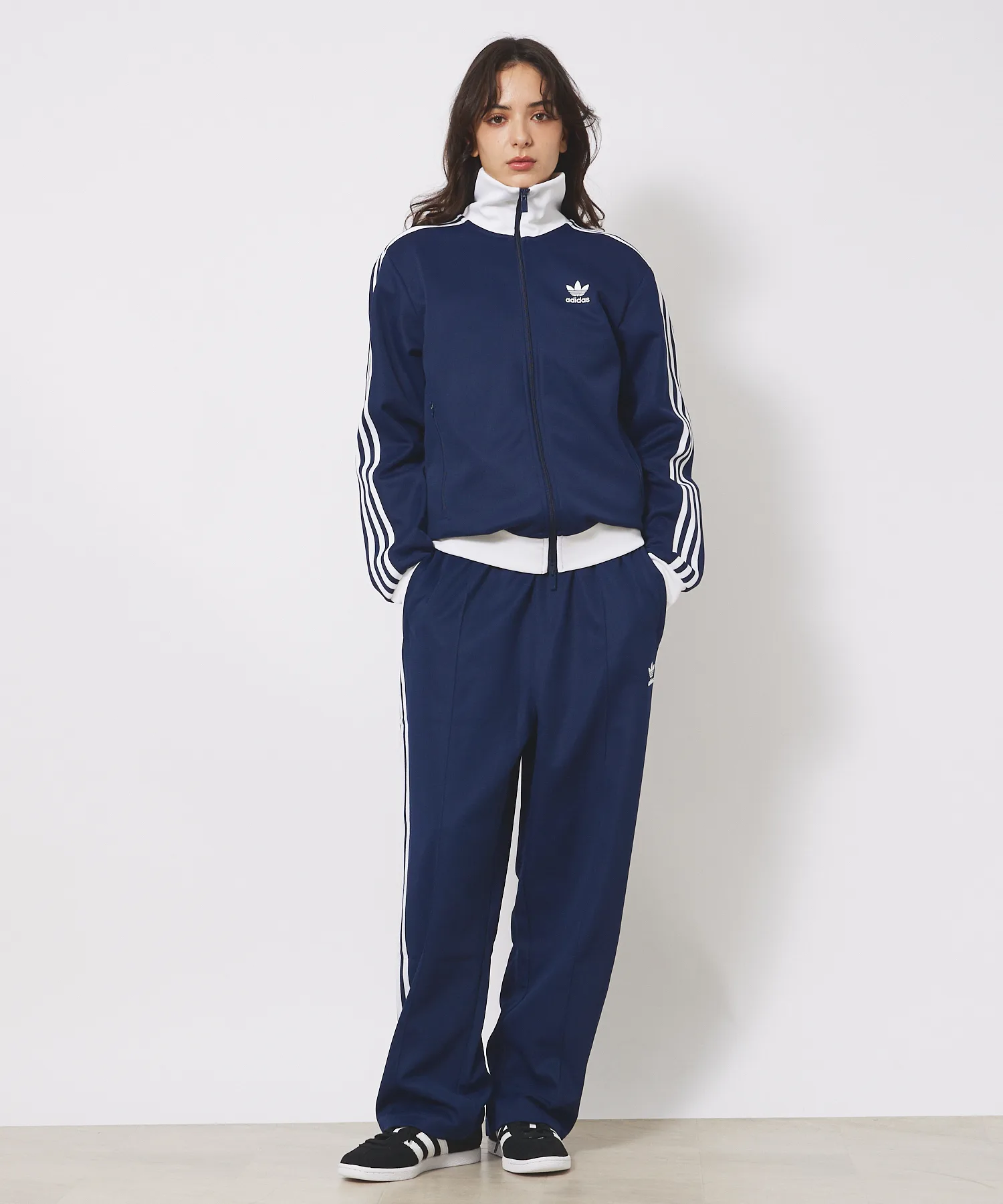 Кроссовки из натуральной кожи Stadt adidas бежевые — фото 2
