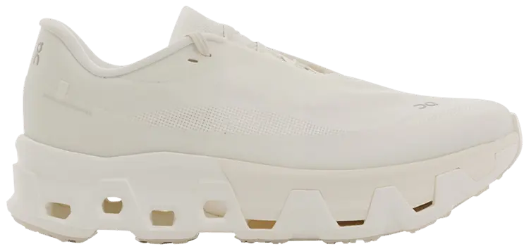 

Кроссовки Post Archive Faction x Cloudmonster Hyper, белый