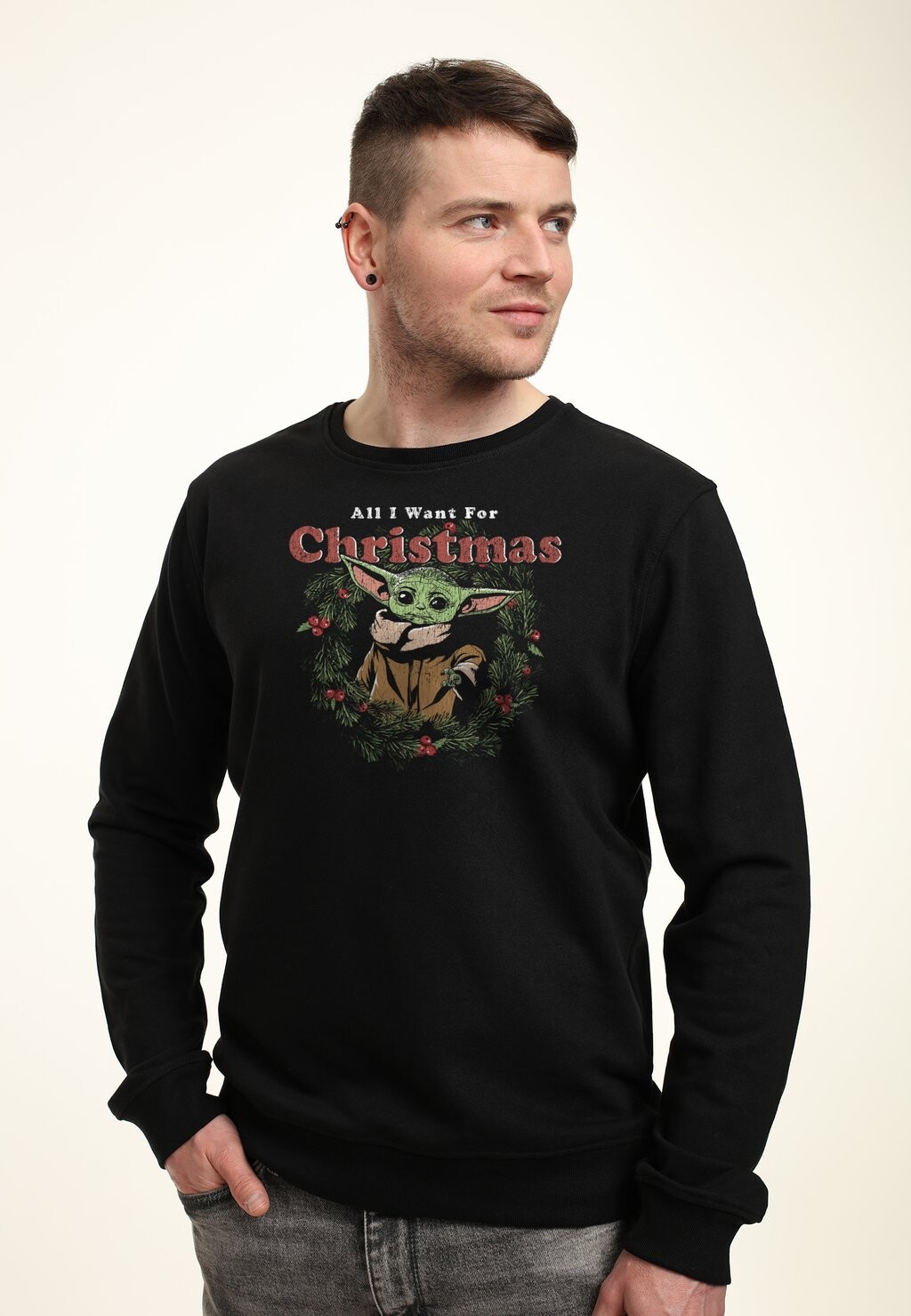 

Толстовка STAR WARS: MANDALORIAN ALL I WANT XMAS Star Wars, черный