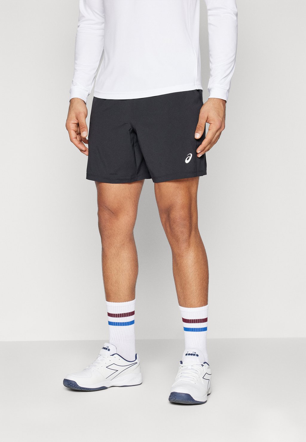 

Спортивные шорты COURT SHORT ASICS, черный