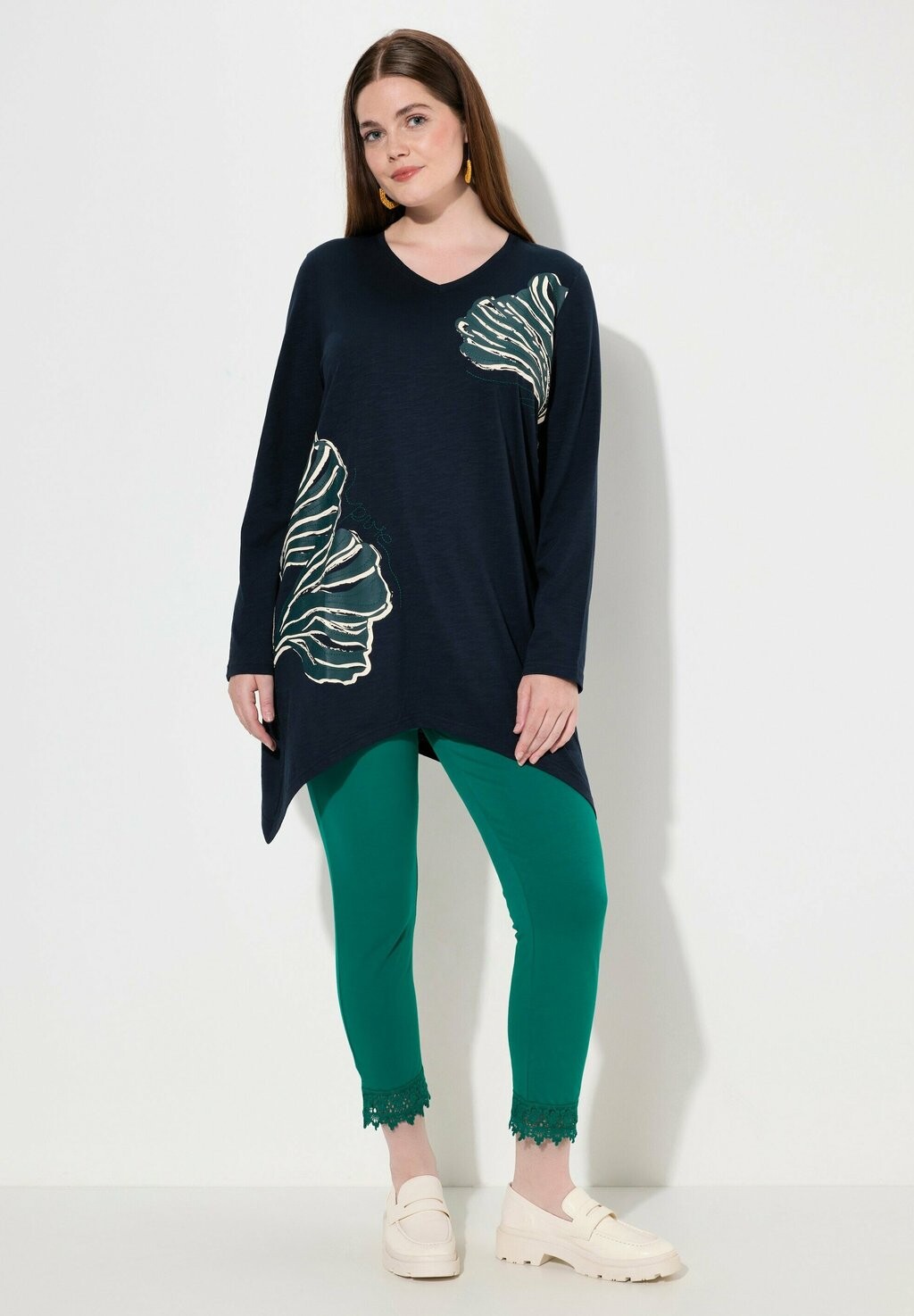 

Топ с длинными рукавами LEAF MOTIF Ulla Popken, темно-синий