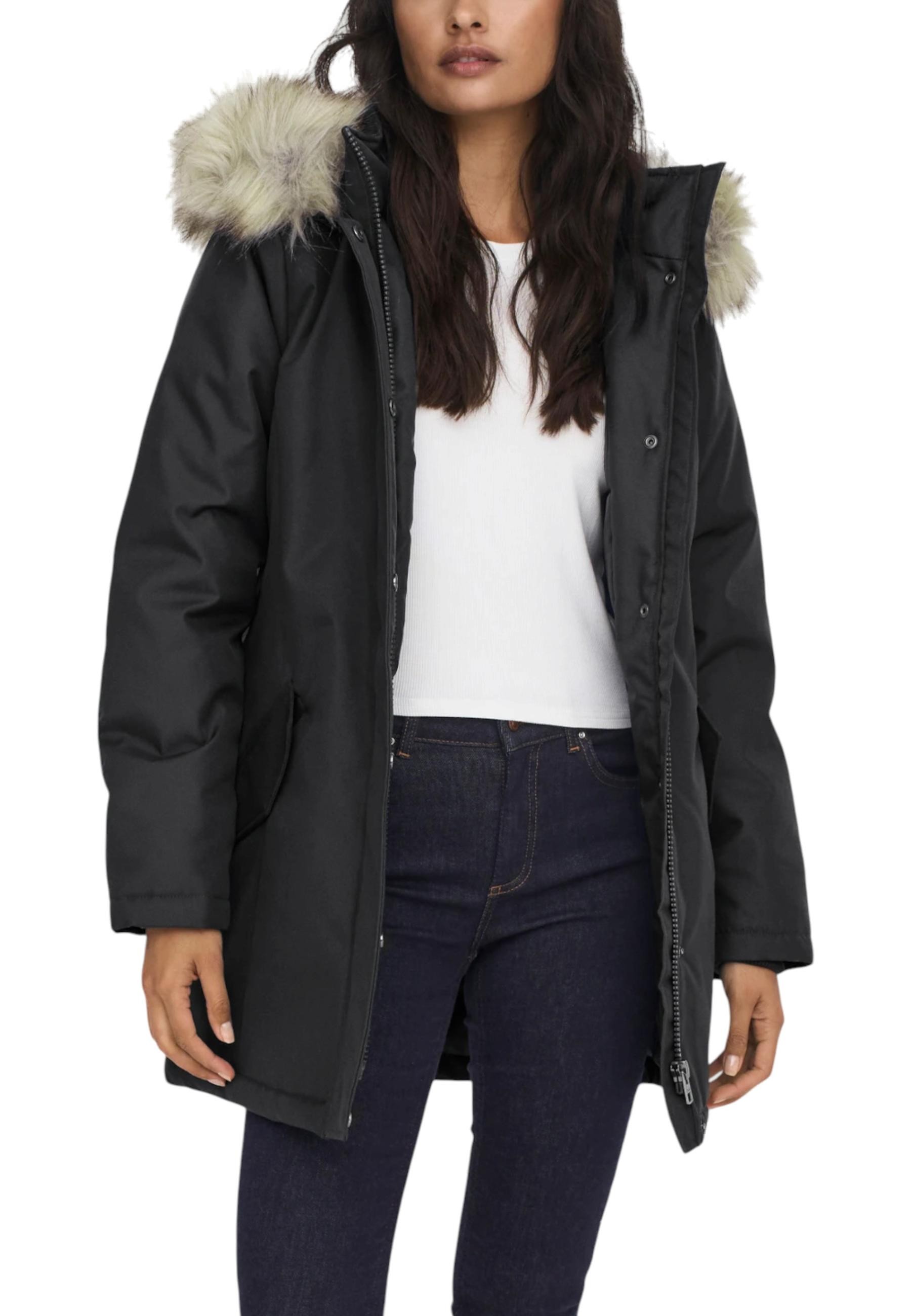 

Куртки Only, черный