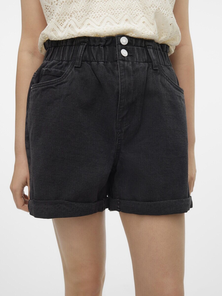 

Джинсовые шорты VERO MODA Loose fit Jeans, черный