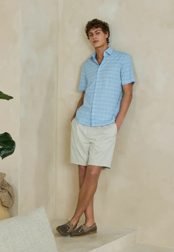 Рубашка Next, Regular fit cotton linen check short sleeve shirt, светло-голубая клетка