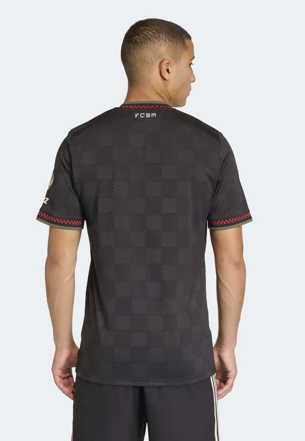 Футбольная футболка «бавария» 2025/2026, третья аутентичная футболка. Adidas Performance, Black/Halo Ivory — фото 3