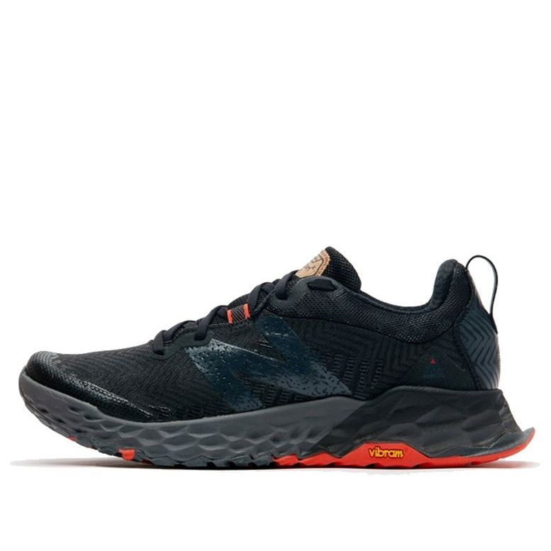 

Беговые кроссовки New Balance Fresh Foam Hierro v6 'Black Red', черный