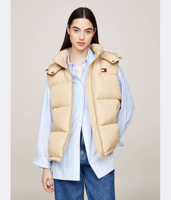 

Жилет женский Tommy Jeans пуховый с капюшоном, бежевый