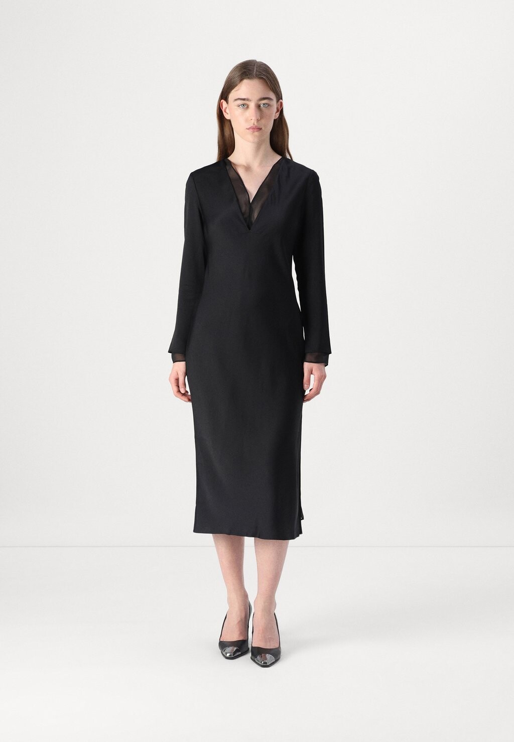 

Платье-футляр SHEER PANEL SHIFT MIDI DRESS Calvin Klein, черный