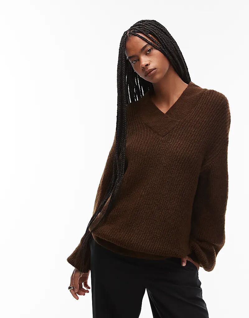 

Вязаный свободный джемпер с V-образным вырезом ASOS DESIGN коричневого цвета