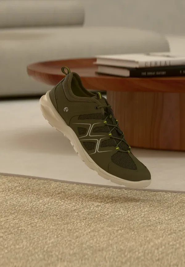 Кроссовки Terracruise lt trainers Ecco, цвет асфальт