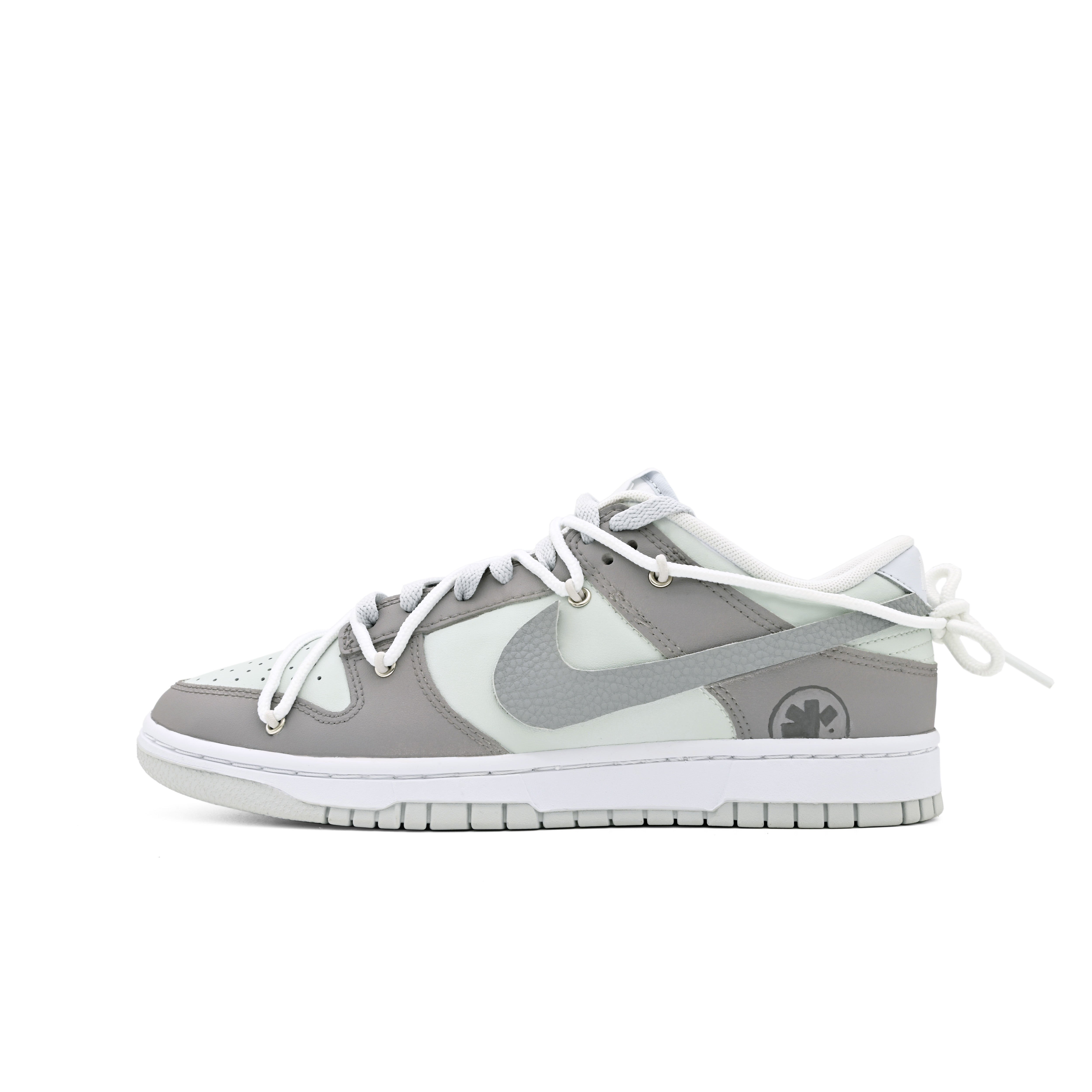 

Женские кроссовки для скейтбординга Nike Dunk, Gray