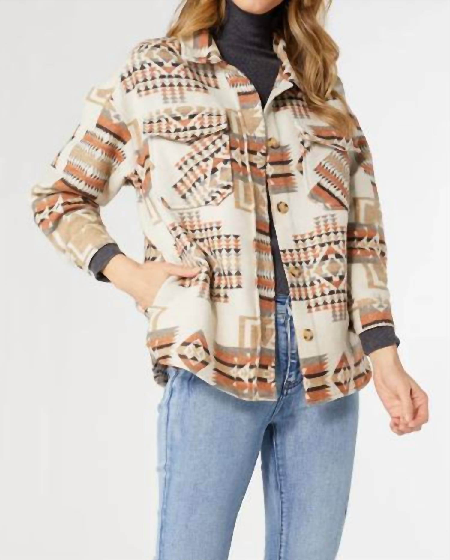 

Куртка Carrina Aztec Print с карманами в кремово-ржавом цвете Aztec COCO + CARMEN