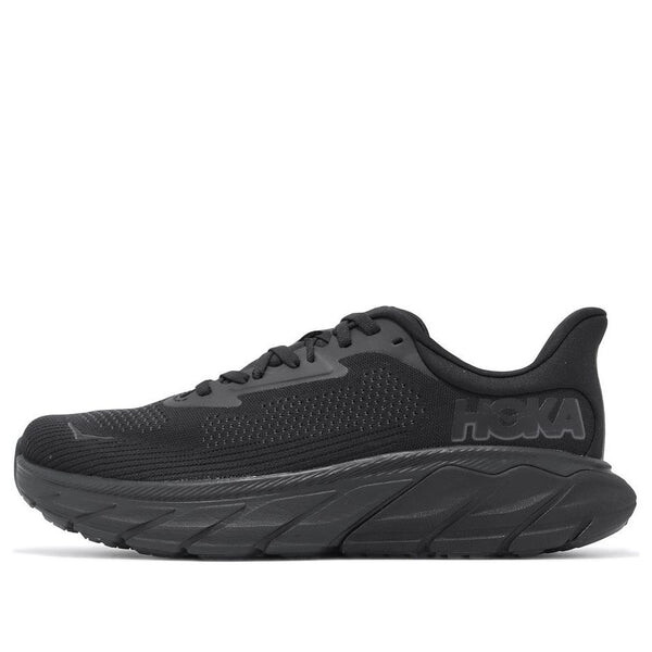 

Кроссовки arahi 7 2e wide 'black' Hoka One One, черный