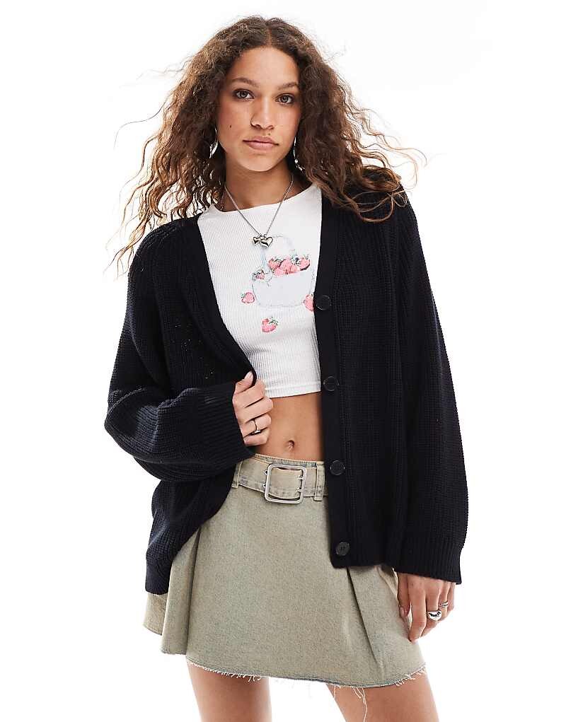 

Monki – Черный вязаный кардиган на пуговицах