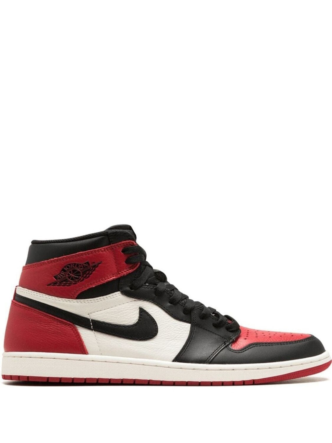 

Кроссовки Jordan Jordan 1 Retro High, красный/черный/белый