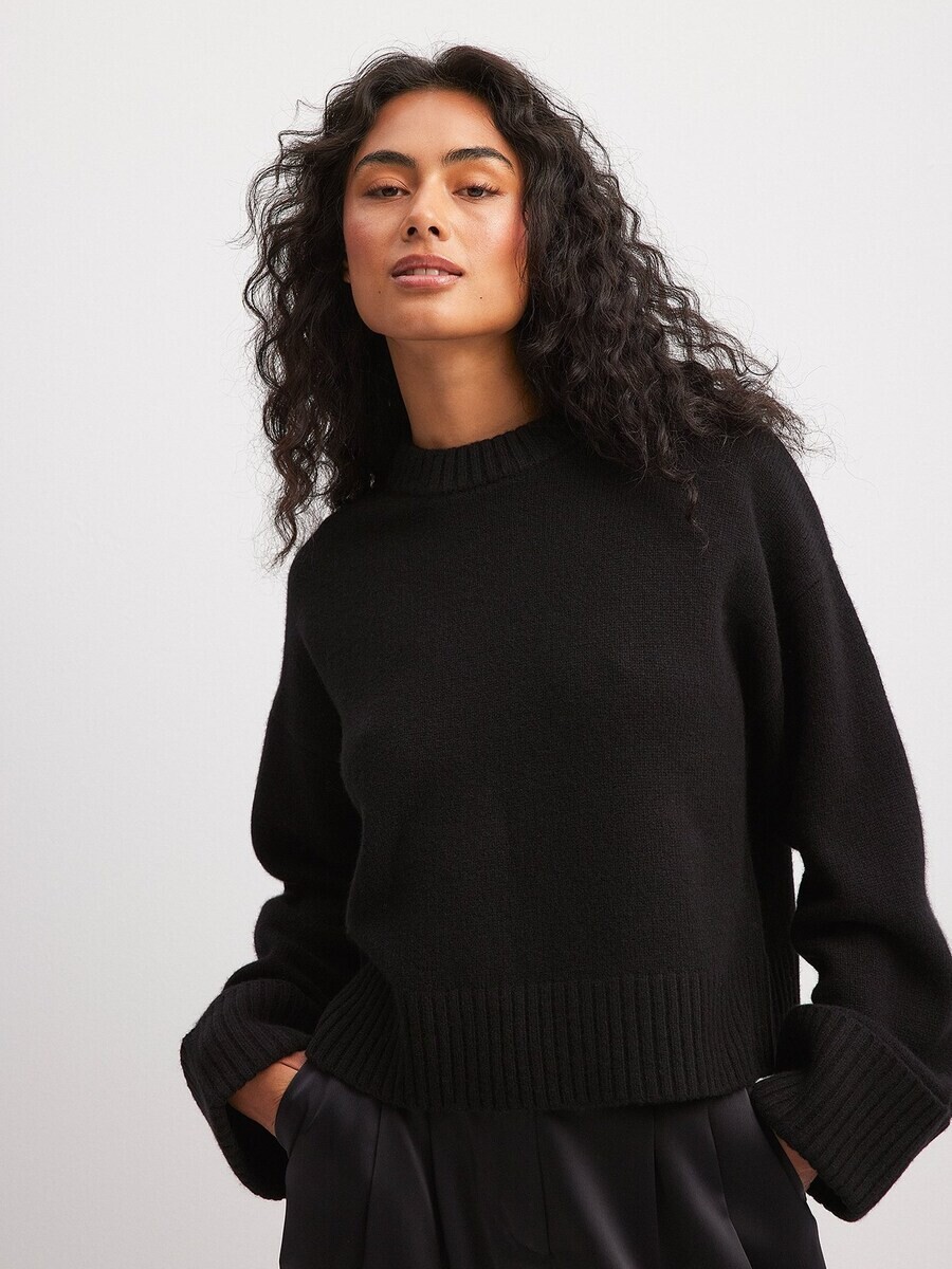 

Тонкий вязаный свитер NA-KD Sweater, черный