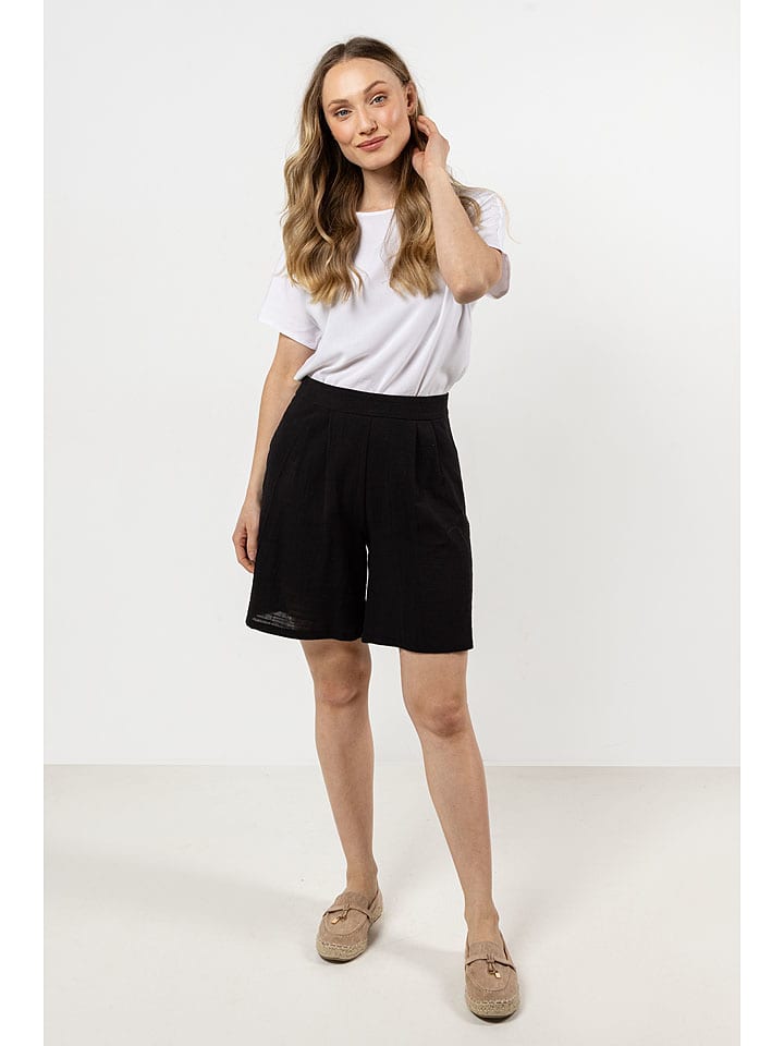 

Тканевые шорты Awama, черный