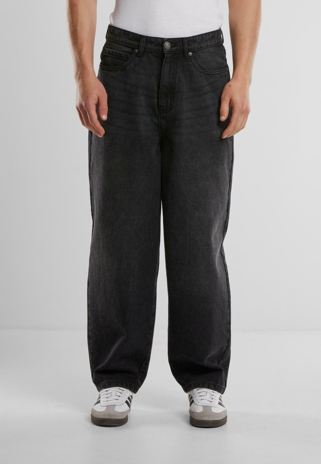 

Джинсы свободного кроя HEAVY OUNCE BAGGY Urban Classics, черный