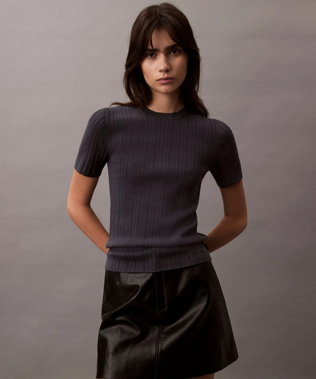 Пуловер Calvin Klein Jeans из хлопка с коротким рукавом, чёрный