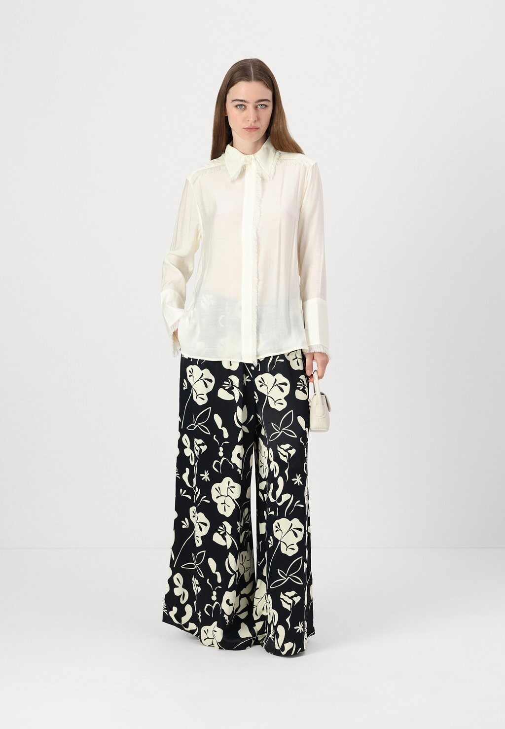 

Брюки ERANTO NOKTURNO Marimekko, черный
