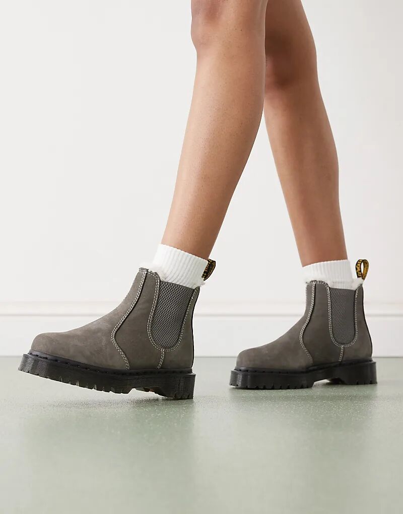 Ботинки челси Dr Martens 2976 Bex с подкладкой из овчины серого цвета