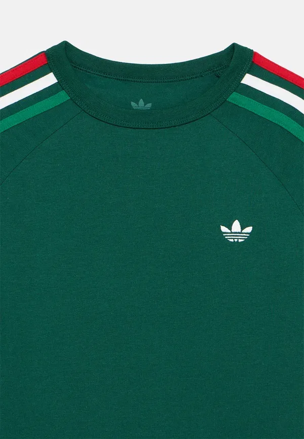 Футболка Adidas Originals 3 Stripe Tee Print, темно-зеленый/белый — фото 4
