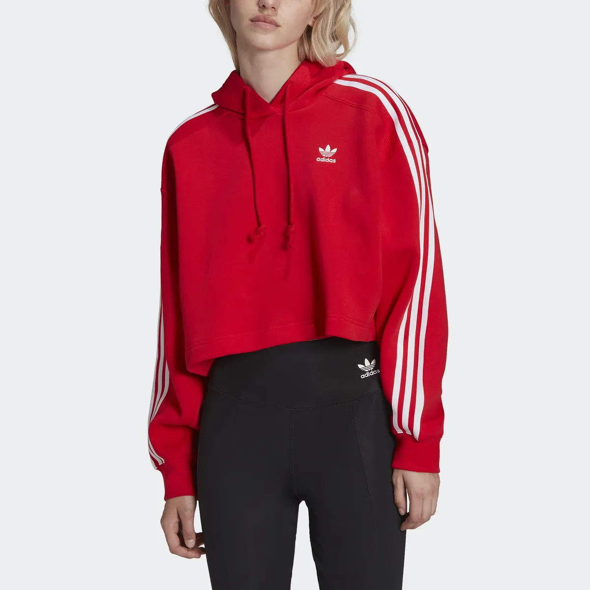 

Толстовка Adidas Originals с капюшоном "ADICOLOR CLASSICS CROP HOODIE", цвет Vivred